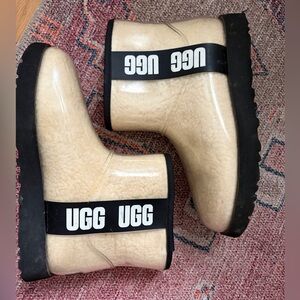 UGG Cream Shearling Lined Boot with Black Trim